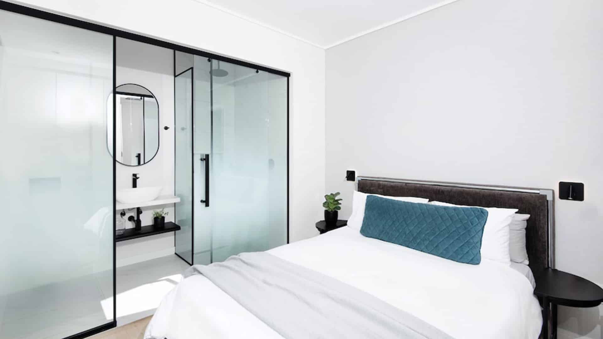 http://38-Morsim-Blue-Bedroom