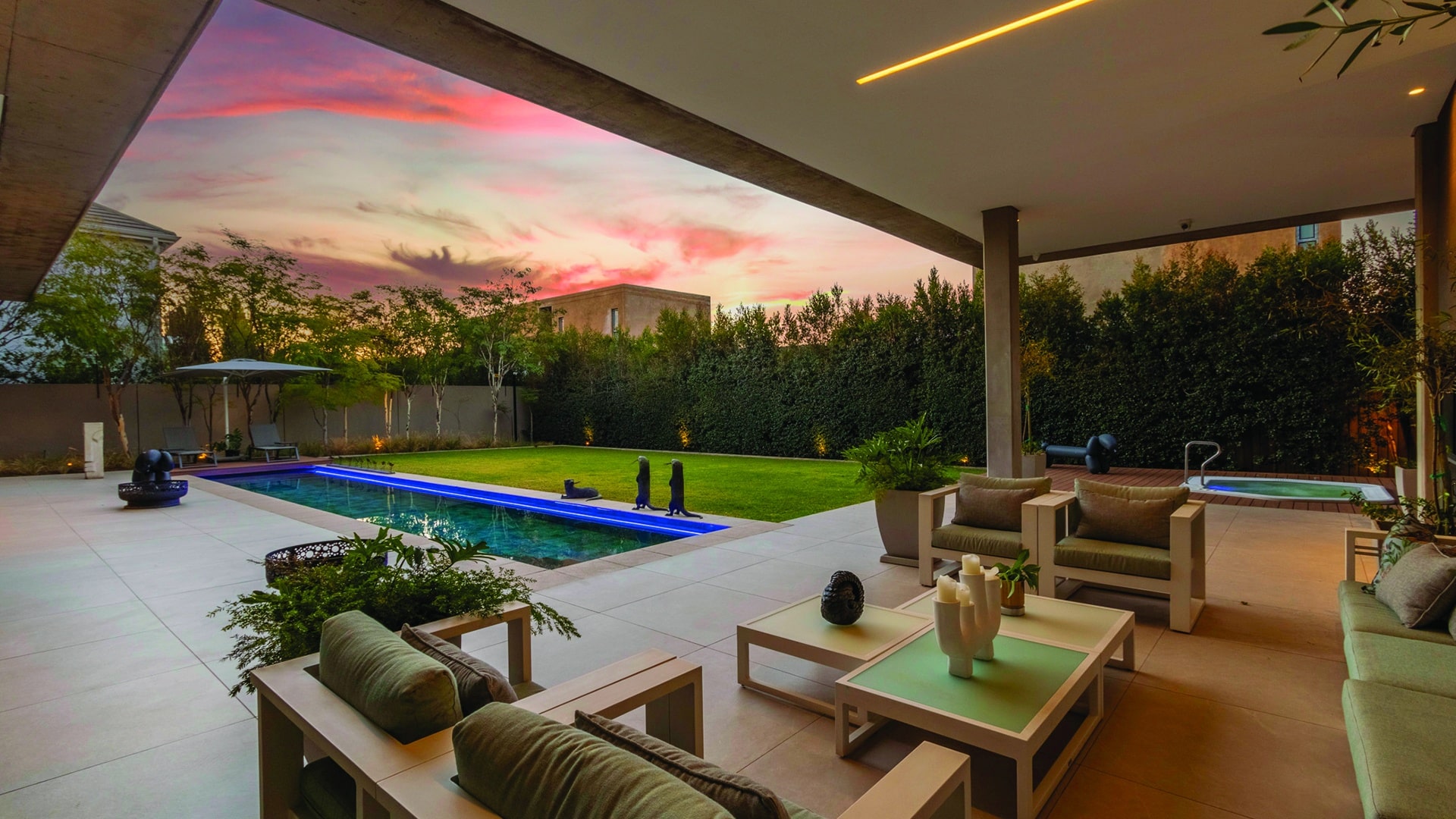 http://49B%20First%20Road%20Patio