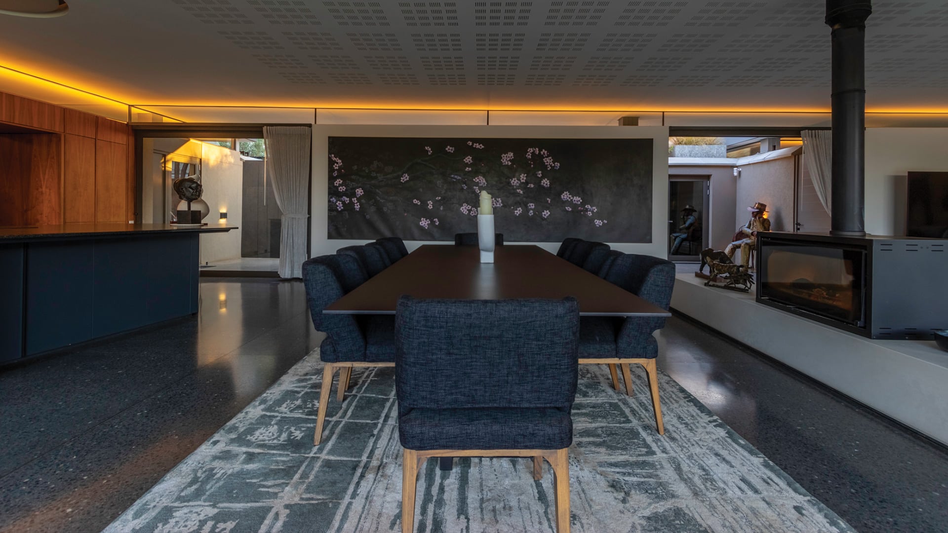 http://51A-First-Road-Dinning-Room-Front-View
