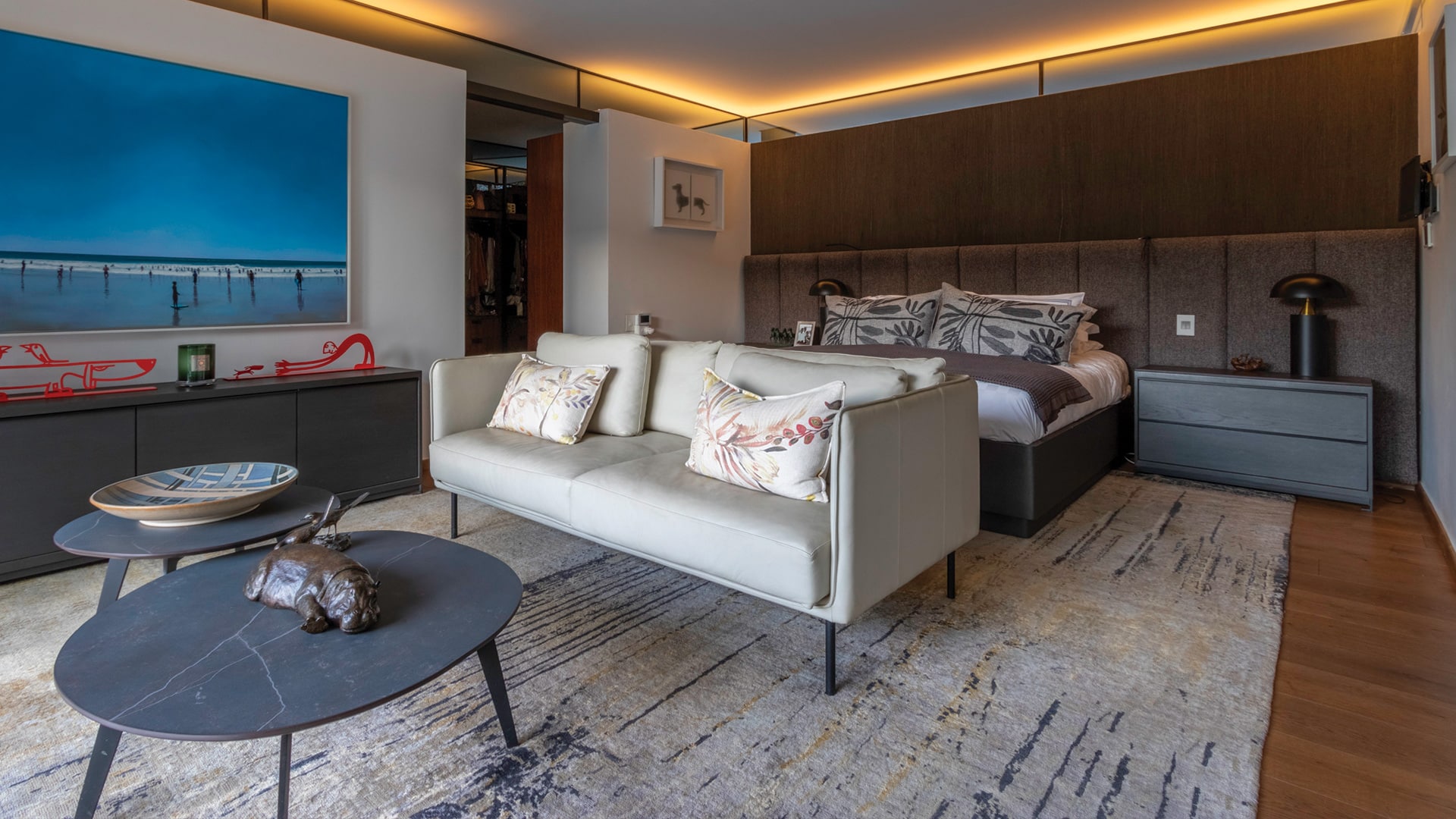 http://51A-First-Road-Dog-Bedroom