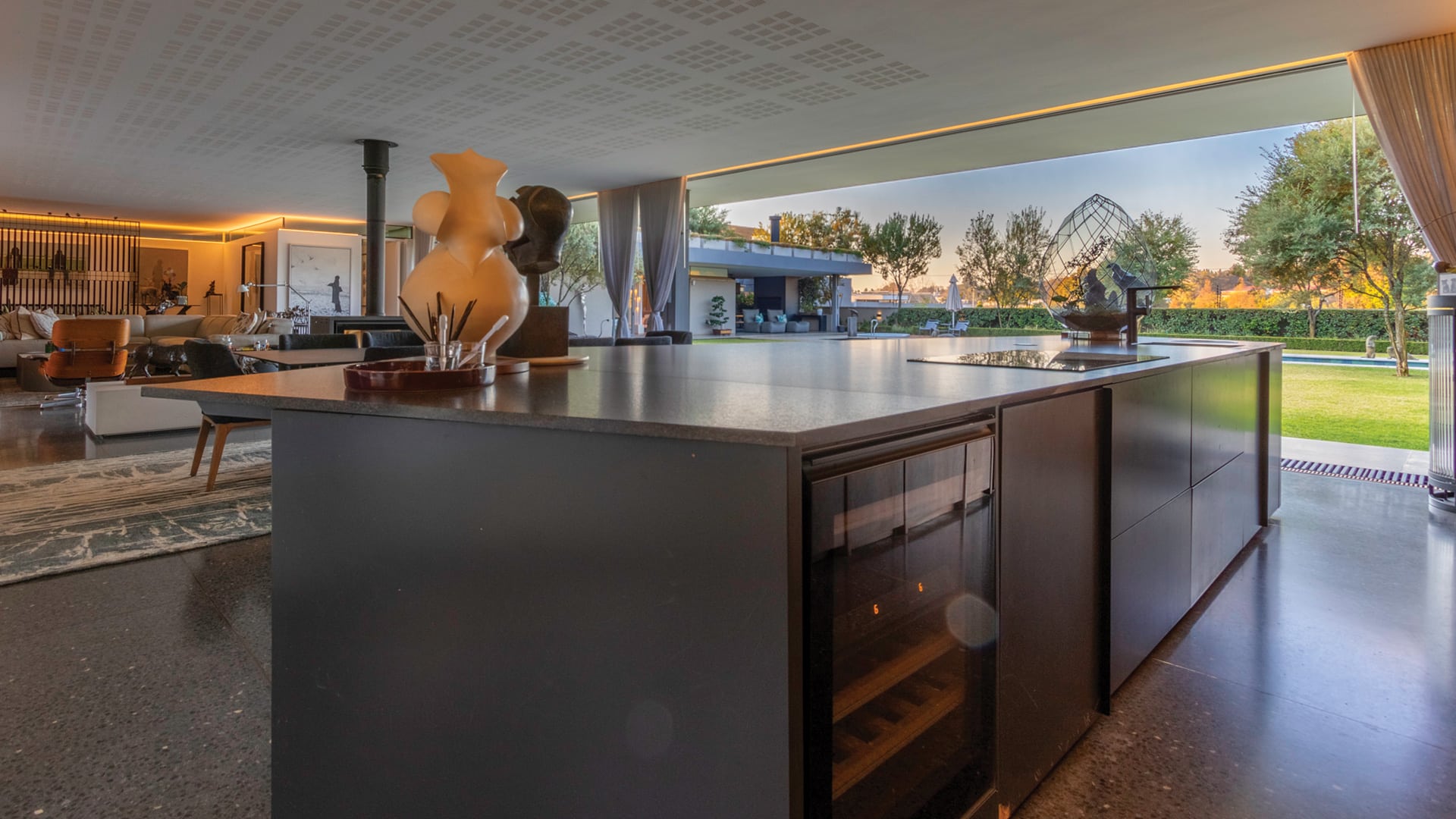 http://51A-First-Road-Kitchen-and-Lounge
